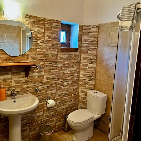 Guest house Iaspis