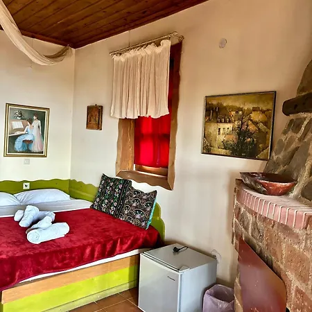 Guest house Iaspis