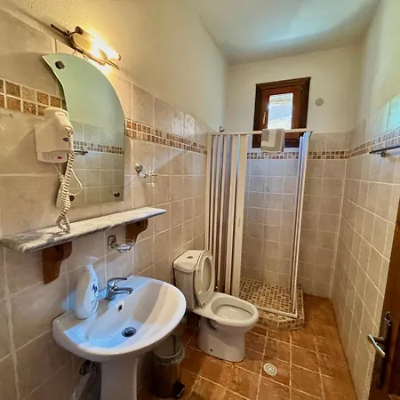 Iaspis Guest house