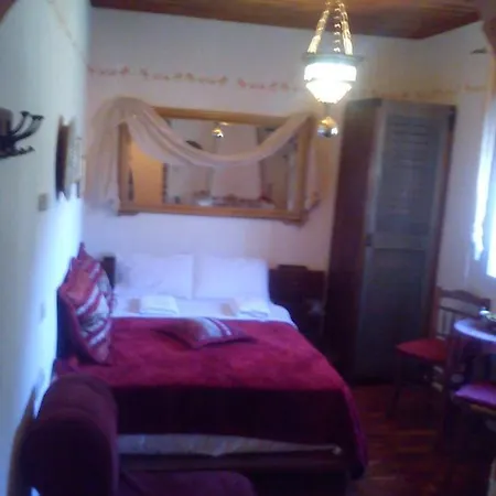 Guest house Iaspis *
