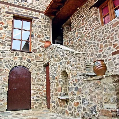 Guest house Iaspis *